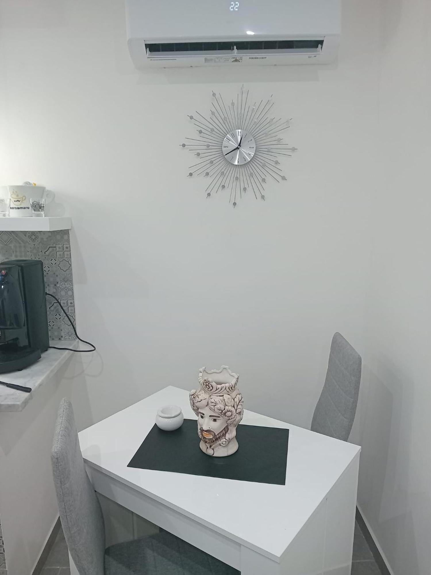 Pietro Fudduni Apartment Palermo Eksteriør billede