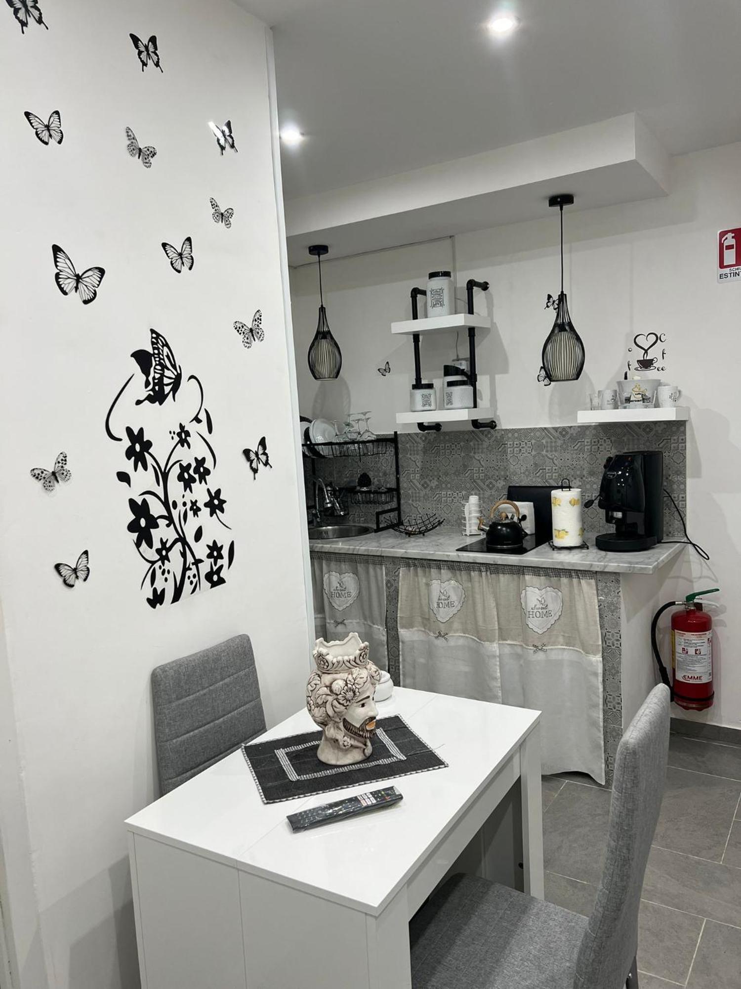 Pietro Fudduni Apartment Palermo Eksteriør billede